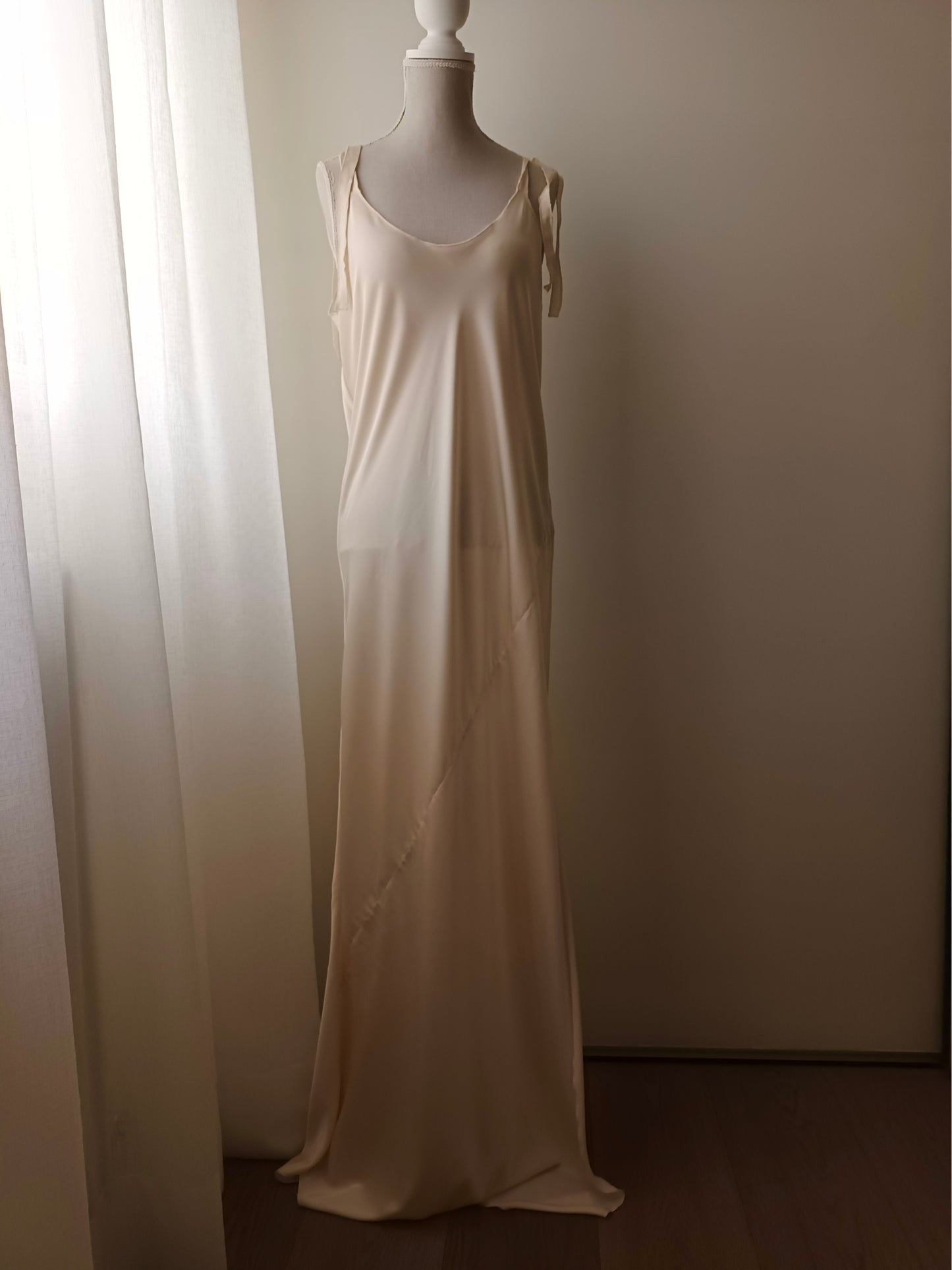 SLIP DRESS SATIN
