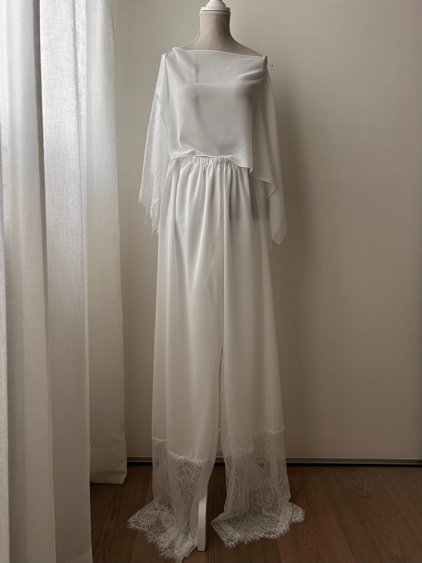 GIULIA SATIN MATERNITY DRESS