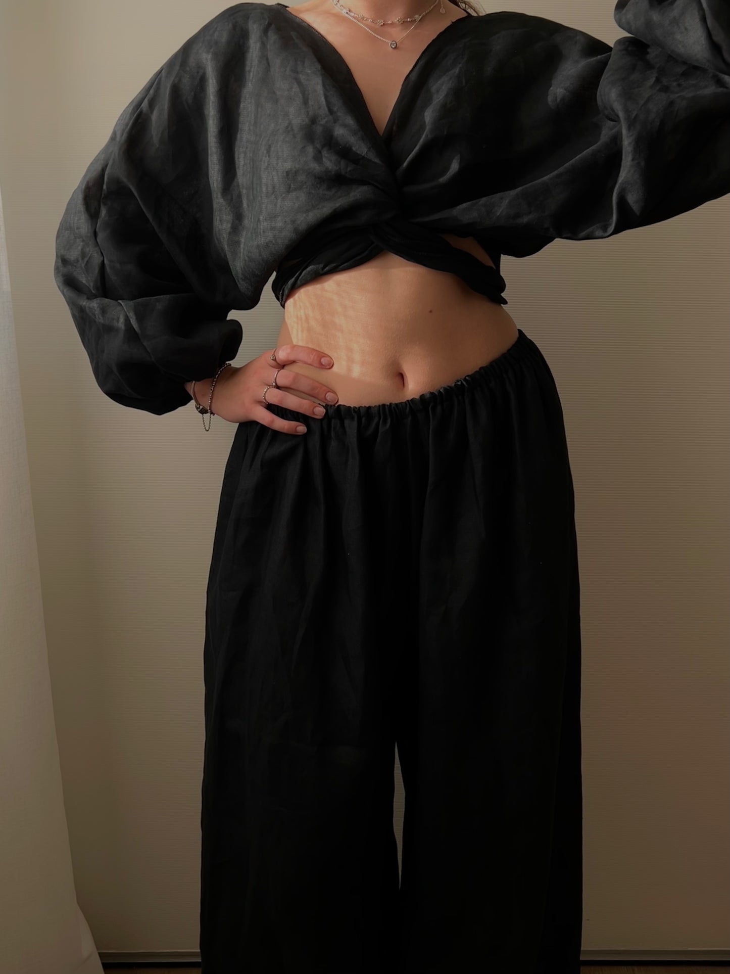 CAPRI PANTALONE OVERSIZE E TOP MULTIWAY